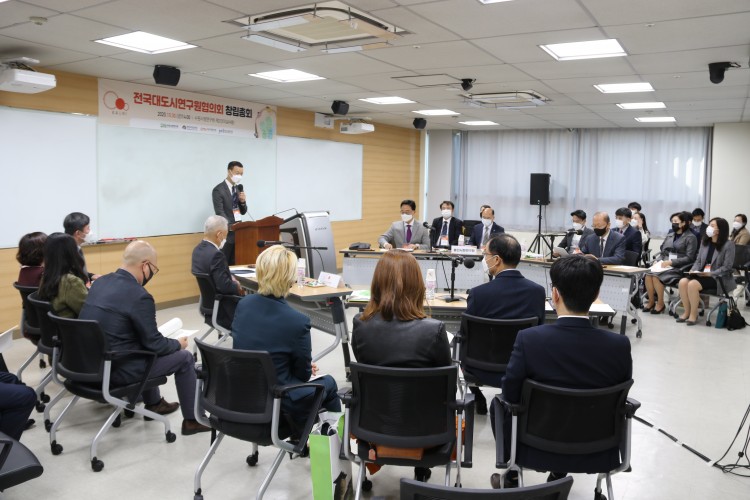 efc1356af9bbbb3aae61f734d681a498_1604047