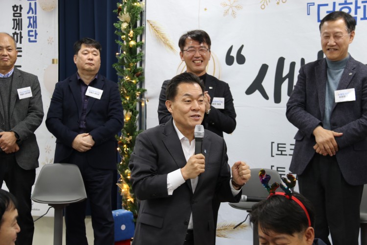 4f0cfc81c969fda4bcb485b812b759de_1702516