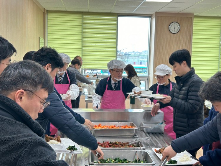 dd8dcd43af976d073a8a1b4d64c968d7_1704328