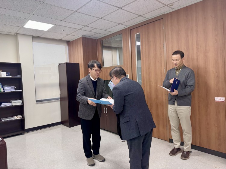 2a130df1f96fe3bde84f540a1005e559_1737508