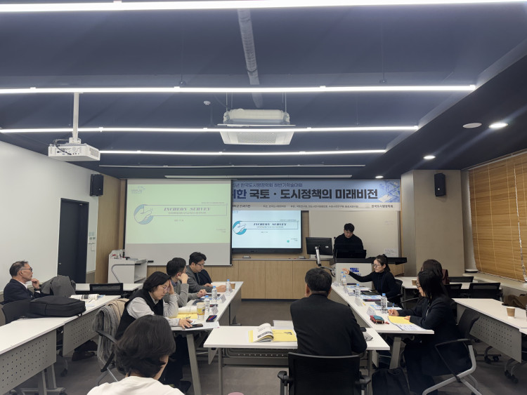 f9ddbfa00a8bafe307f47d5bb809285d_1764549