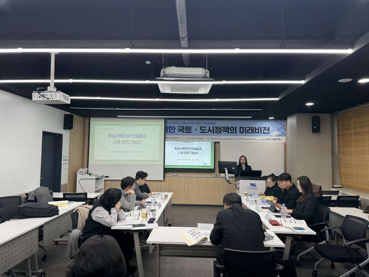 f9ddbfa00a8bafe307f47d5bb809285d_1764549